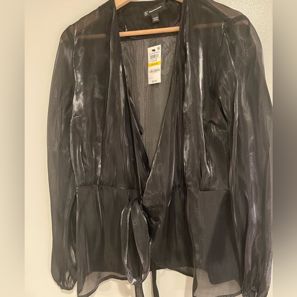 NWT-INC INTERNATIONAL CONCEPTS Women's Black Long-Sleeve Wrap Blouse Top Size M - Picture 4 of 10